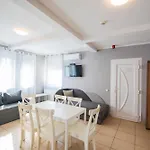 Lägenhet Riviera Apartmanhaz