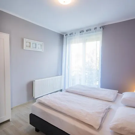 Riviera Apartmanhaz Lägenhet *