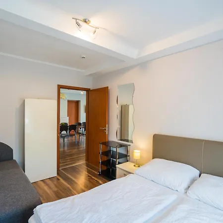 Riviera Apartmanhaz Siofok