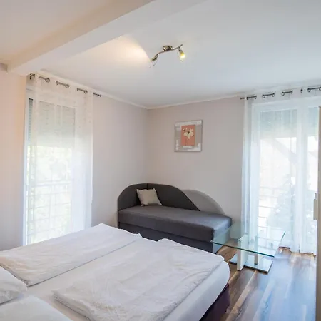 Riviera Apartmanhaz Apartmán *