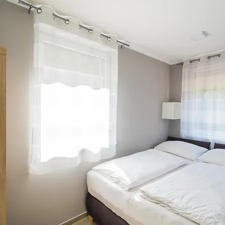 Riviera Apartmanhaz Lägenhet *