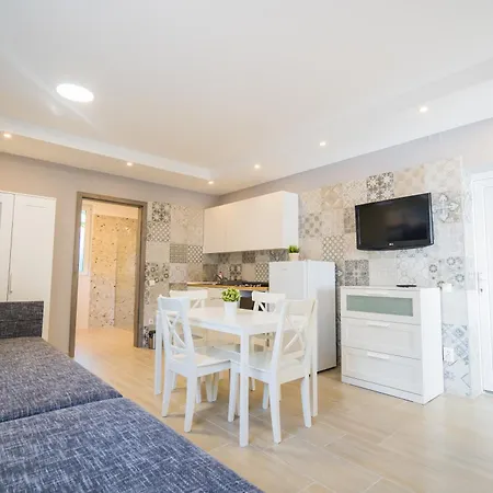 Riviera Apartmanhaz Siofok