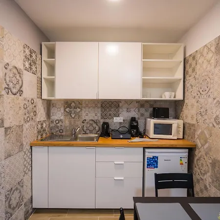Riviera Apartmanhaz Siofok