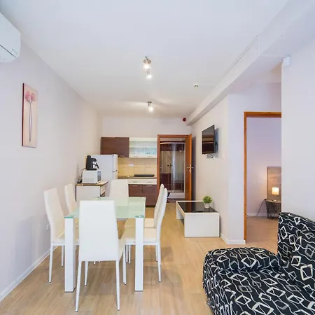 Riviera Apartmanhaz Lejlighed