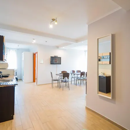 Riviera Apartmanhaz Apartmán Siófok
