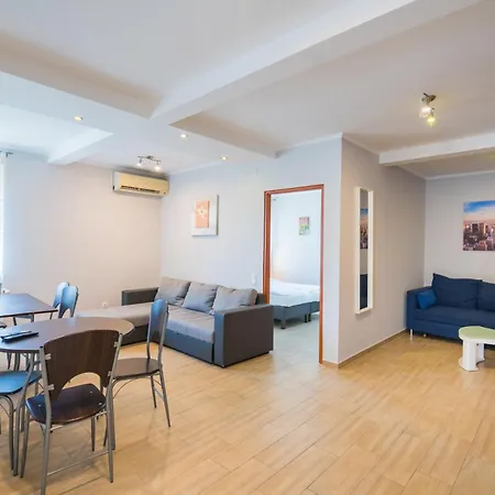 Riviera Apartmanhaz
