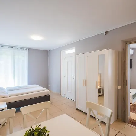 Riviera Apartmanhaz Apartment Siófok