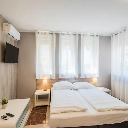 Lejlighed Riviera Apartmanhaz