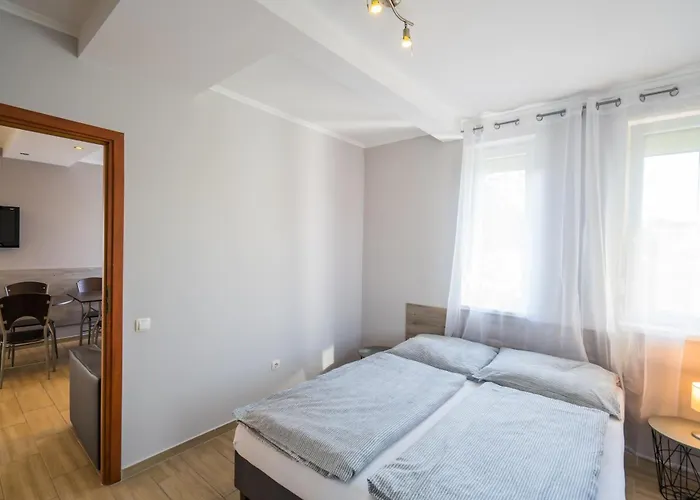 Riviera Apartmanhaz Siófok