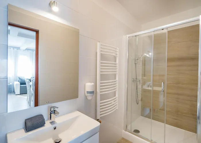 Riviera Apartmanhaz