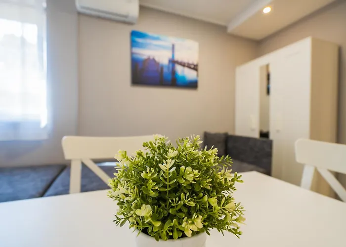 Apartament Riviera Apartmanhaz *