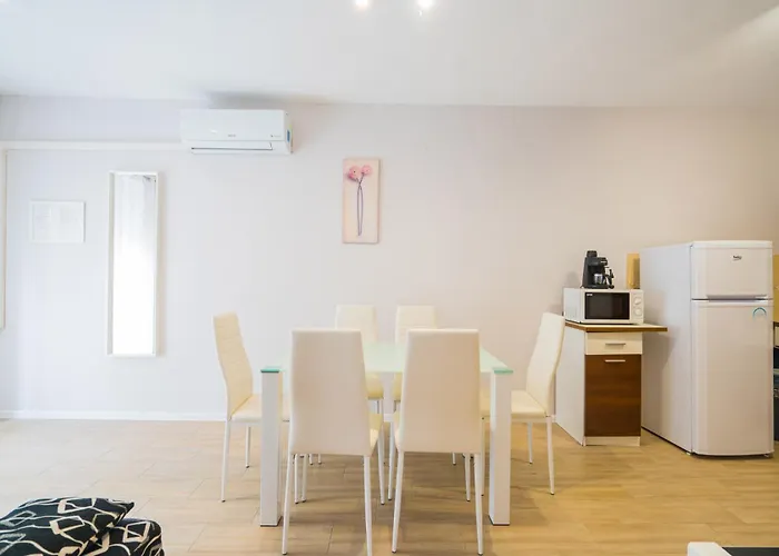 Riviera Apartmanhaz * Siófok