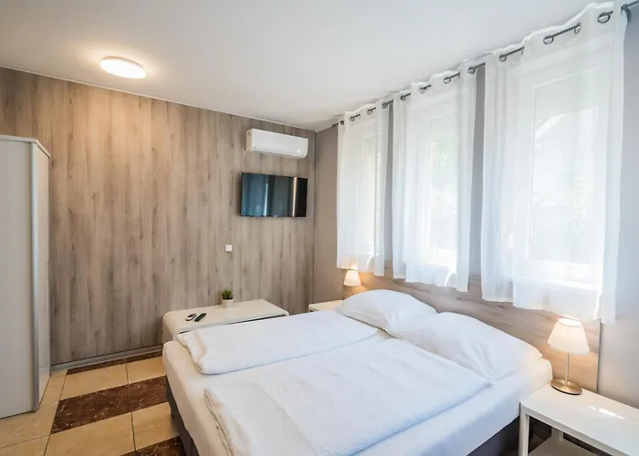 Apartament Riviera Apartmanhaz *