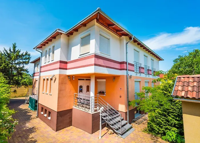 Apartament Riviera Apartmanhaz